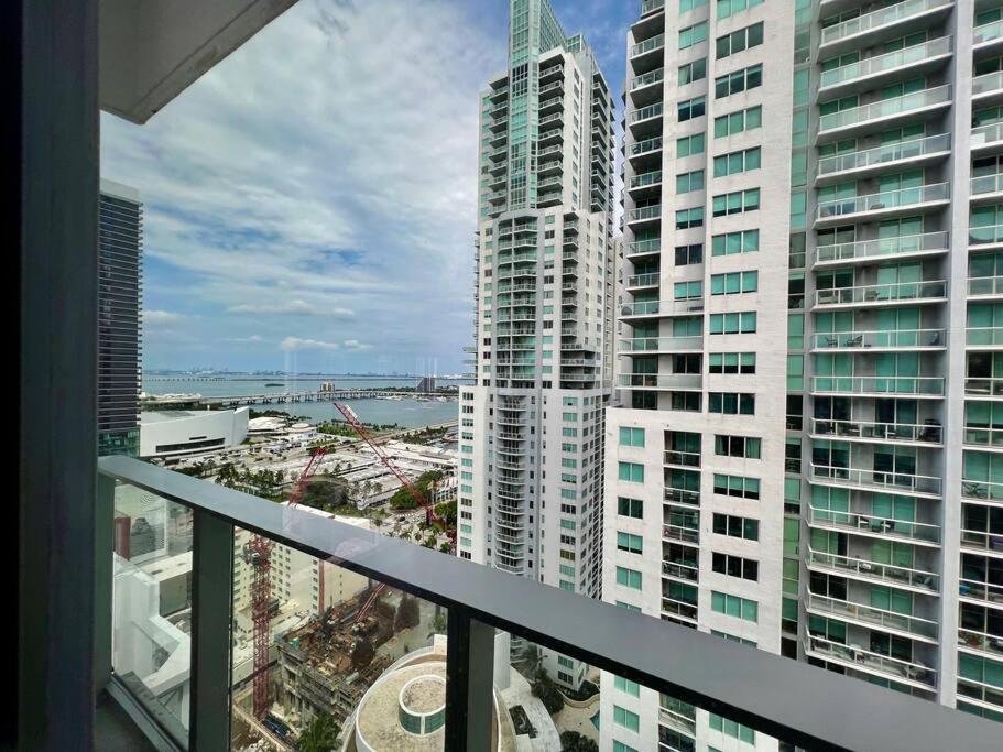 Spacious Studio In The Heart Of Downtown Miami公寓 外观 照片